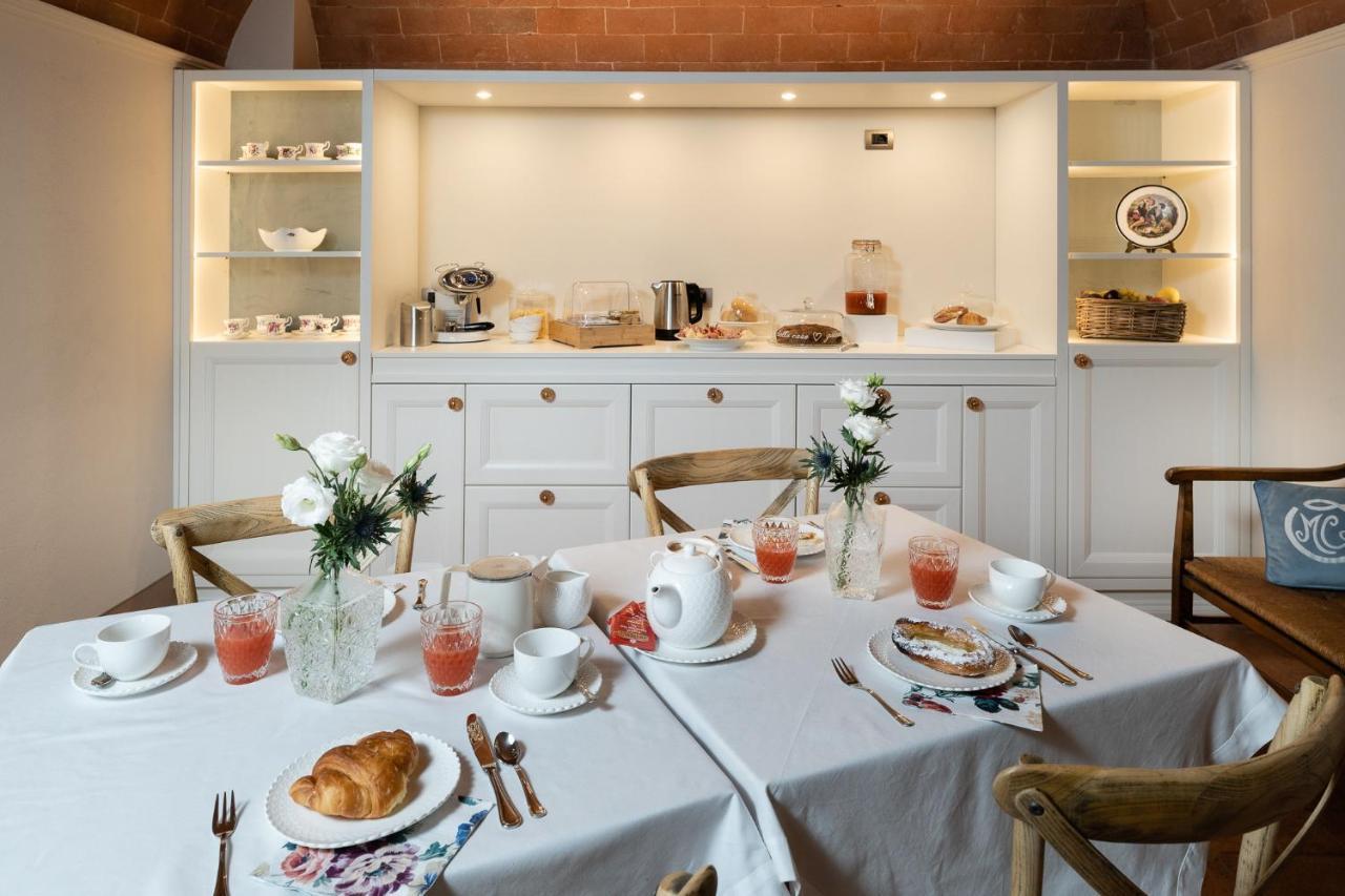 Relais Maria Cristina Bed & Breakfast Chianni Ngoại thất bức ảnh